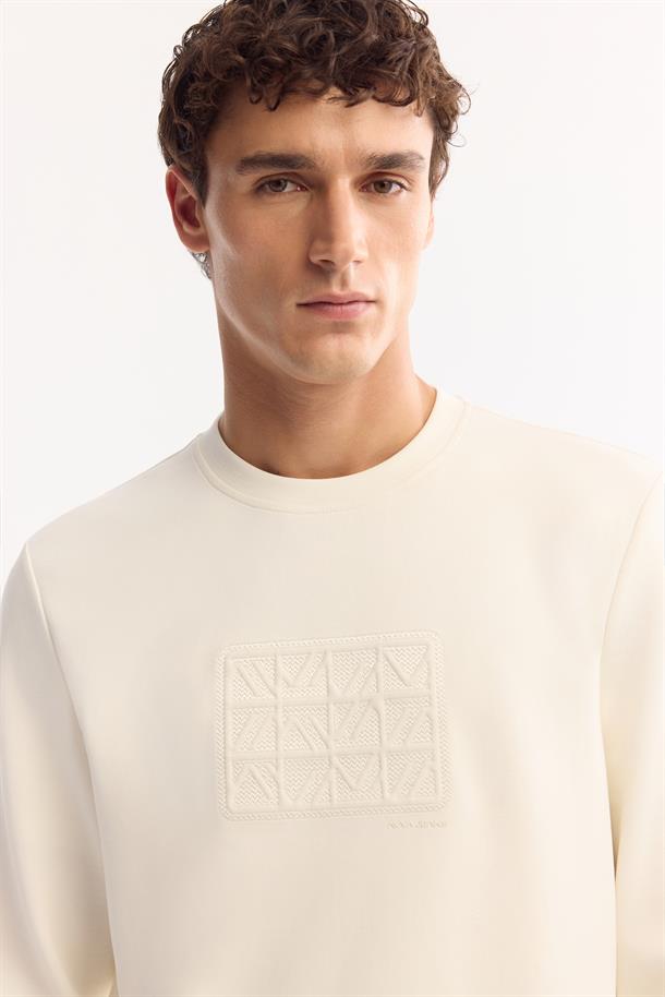 Ekru Bisiklet Yaka Kolay Ütülenen Bi-Stretch Baskılı Sweatshirt