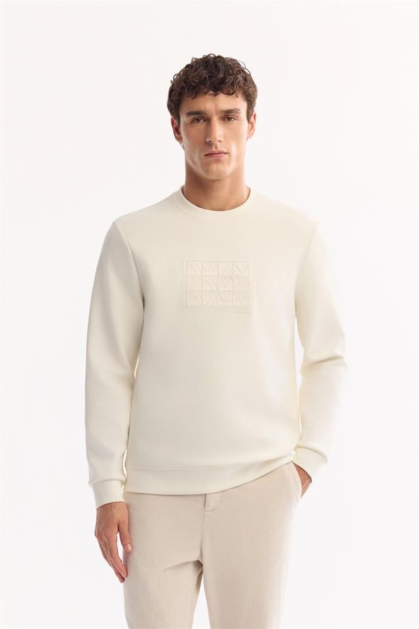 Ekru Bisiklet Yaka Kolay Ütülenen Bi-Stretch Baskılı Sweatshirt