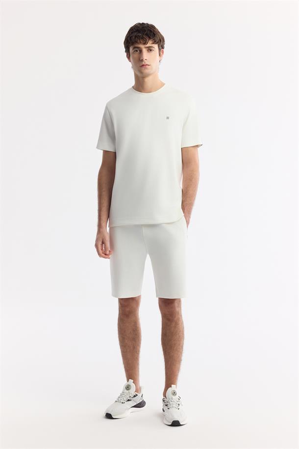 Ekru Bisiklet Yaka Baskılı Bi-Stretch İnterlok T-Shirt