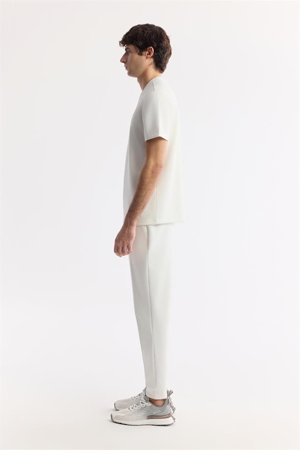 Ekru Bisiklet Yaka Baskılı Bi-Stretch İnterlok T-Shirt