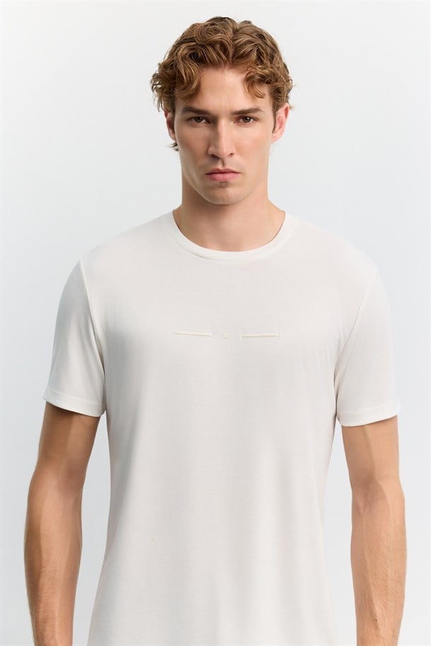 Ekru Bisiklet Yaka Baskılı Soft Touch T-Shirt