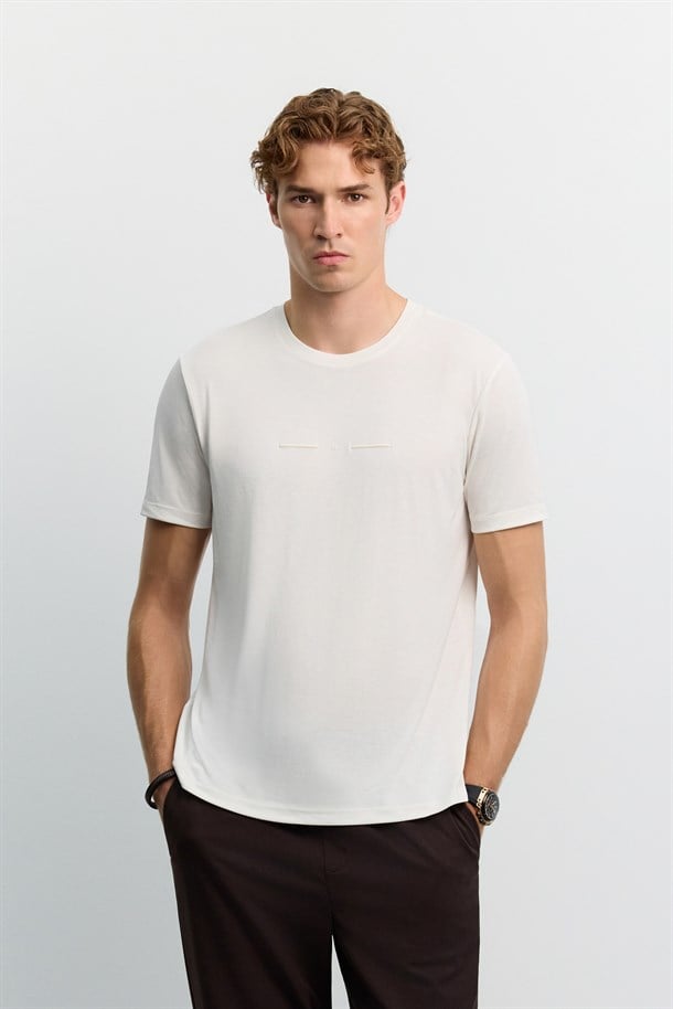 Ekru Bisiklet Yaka Baskılı Soft Touch T-Shirt