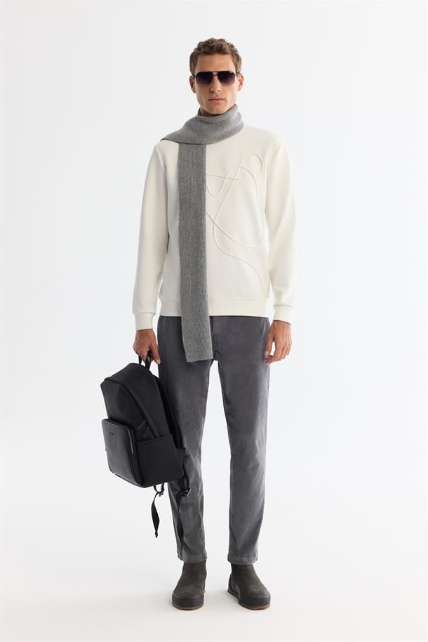 Ekru Bisiklet Yaka Pamuklu Nakışlı Sweatshirt