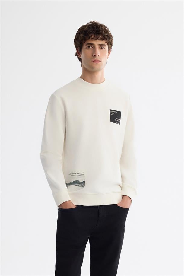 Ekru Bisiklet Yaka Pamuklu Baskılı Elastan Sweatshirt