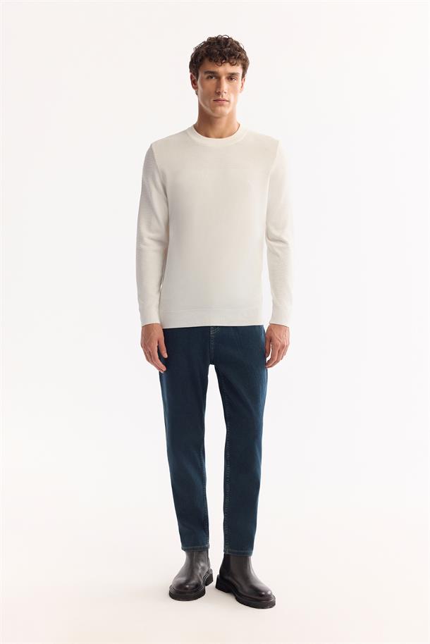 Ekru Bisiklet Yaka Rayon Tüylenmeyen Dokulu Triko Kazak