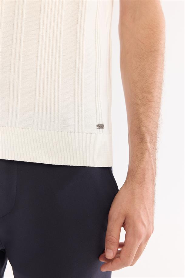 Ekru Bisiklet Yaka Rayon Tüylenmeyen Çizgili Triko T-shirt