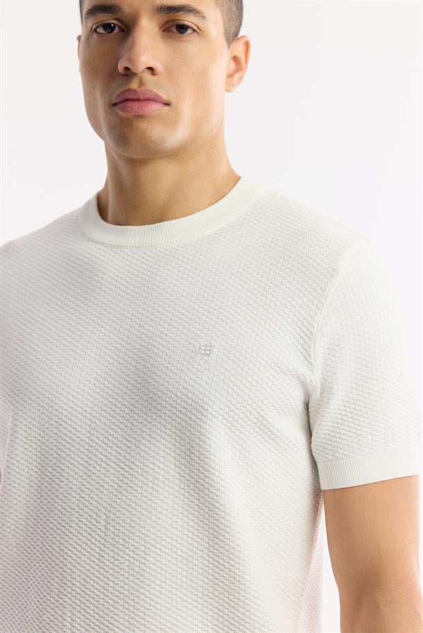 Ekru Bisiklet Yaka Viskon Karışımlı Triko T-Shirt