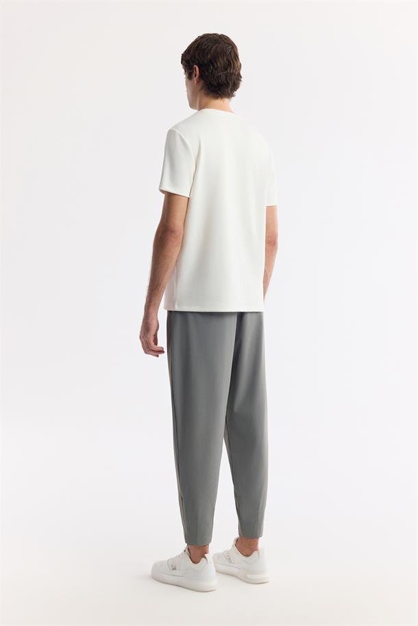 Ekru Bisiklet Yaka Baskılı Bi-Stretch İnterlok T-Shirt