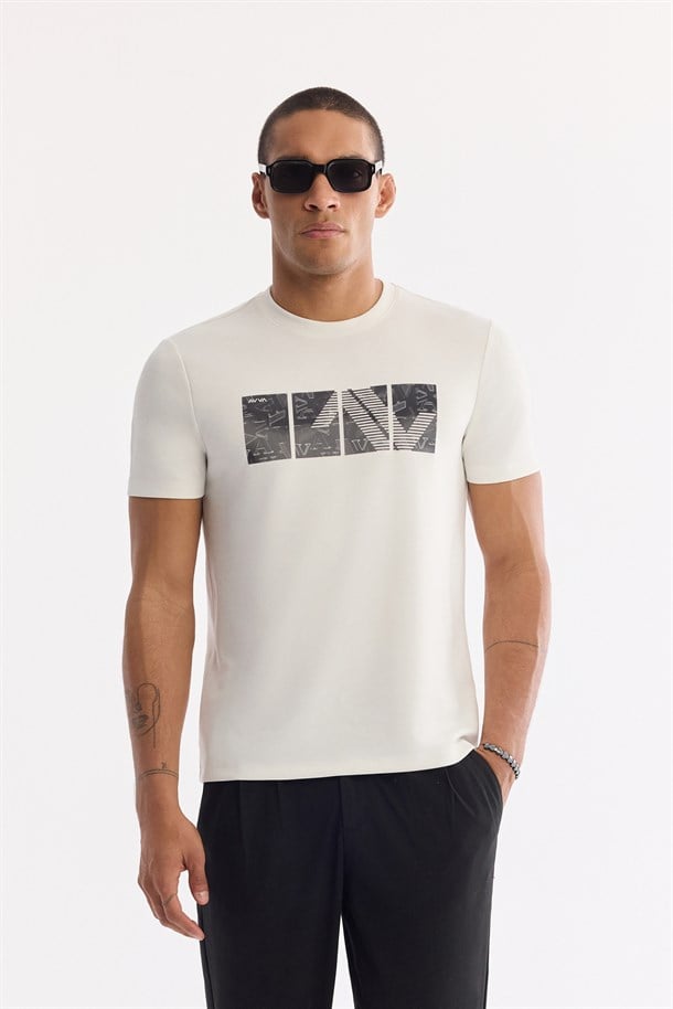 Ekru Bisiklet Yaka Baskılı İnterlok T-Shirt