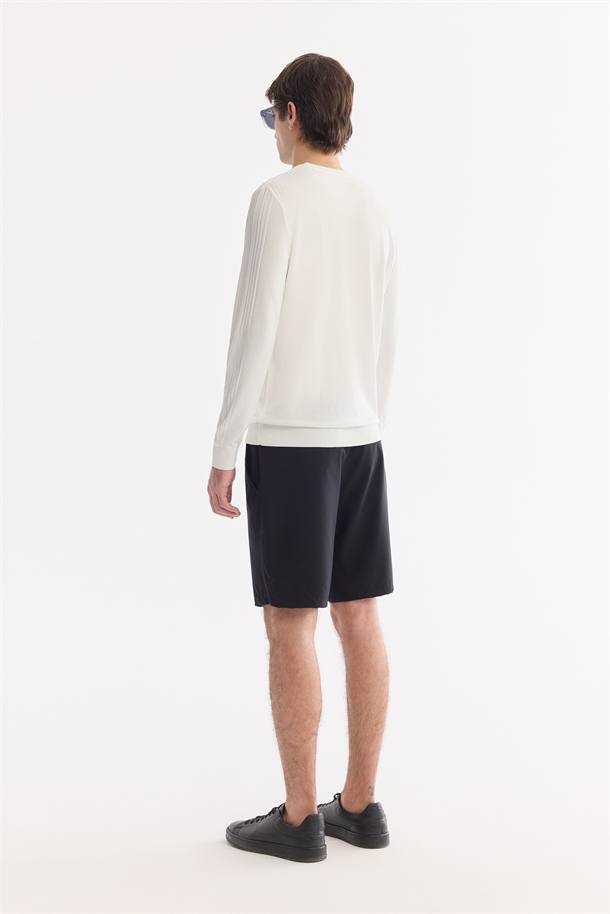 Ekru Bisiklet Yaka Kırışmayan Kolay Ütülenen Kazak