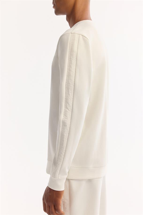 Ekru Bisiklet Yaka Kolay Ütülenen Bi-Stretch Sweatshirt