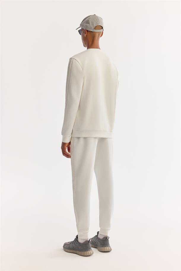 Ekru Bisiklet Yaka Kolay Ütülenen Bi-Stretch Sweatshirt