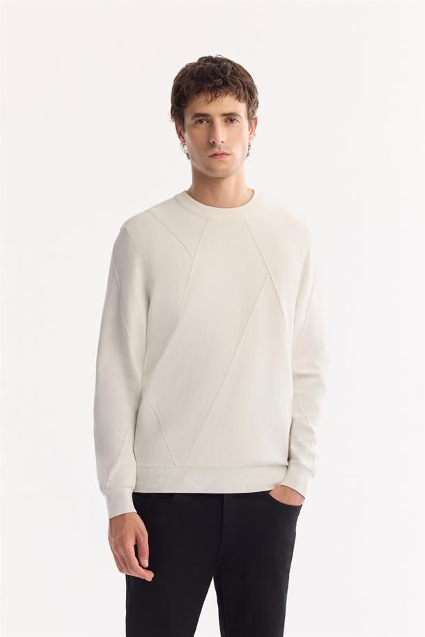 Ekru Bisiklet Yaka Rayon Tüylenmeyen Dokulu Triko Kazak