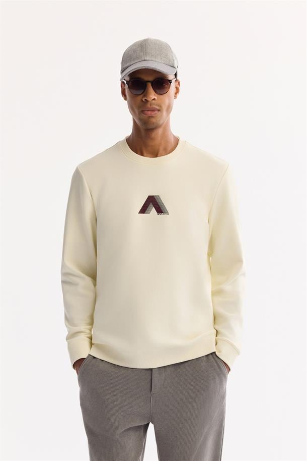 Ekru Bisiklet Yaka Kolay Ütülenen Bi-Stretch Baskılı Sweatshirt