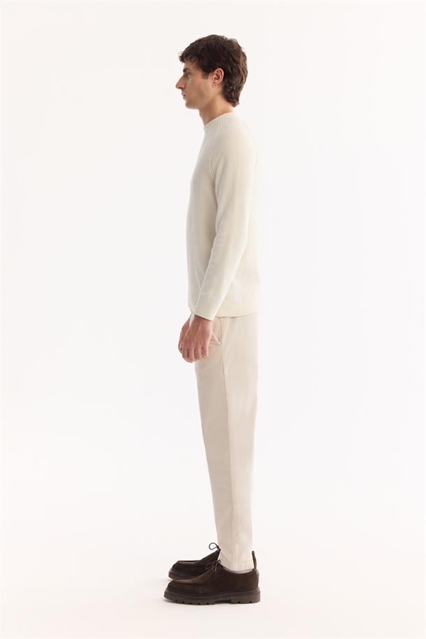 Ekru Bisiklet Yaka Soft Touch Dokulu Triko Kazak