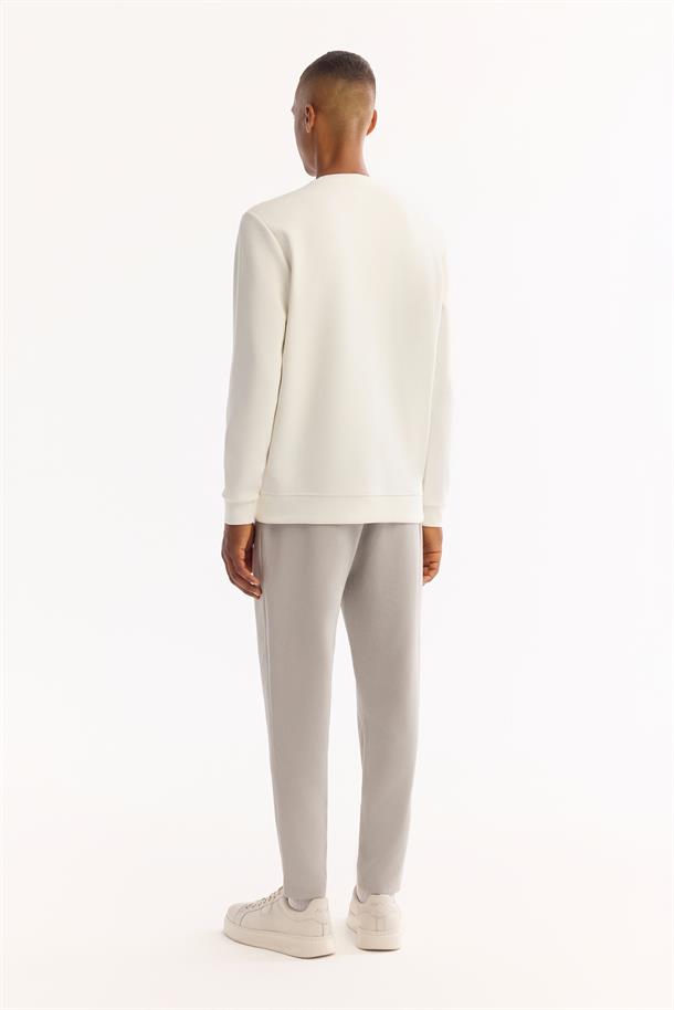 Ekru Bisiklet Yaka Kolay Ütülenen Bi-Stretch Baskılı Sweatshirt