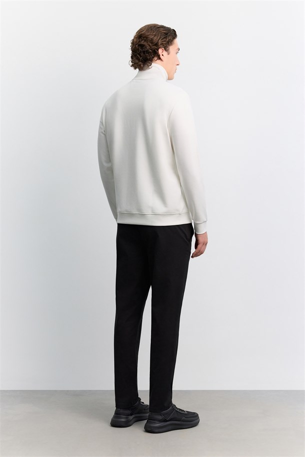 Ekru Dik Yaka Fermuarlı Baskılı Kolay Ütülenen İnterlok Sweatshirt