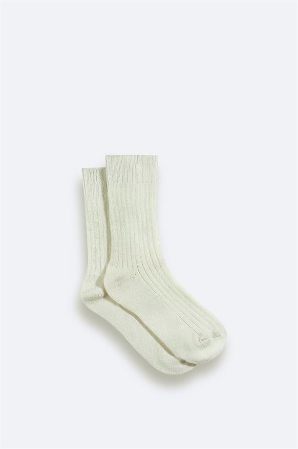 Ecru Ribbed Ankle Socks