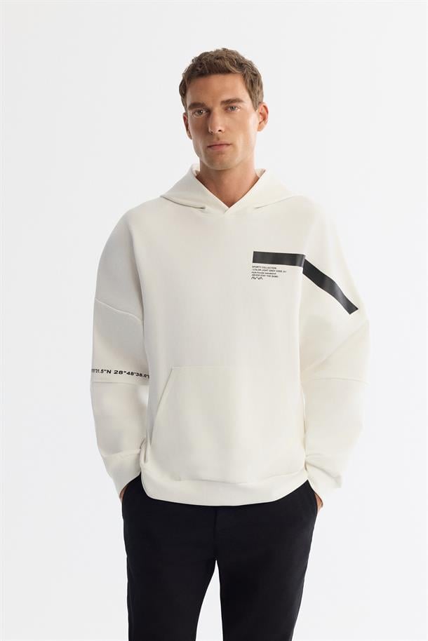 Ekru Kapüşonlu Pamuklu Baskılı Elastan Sweatshirt