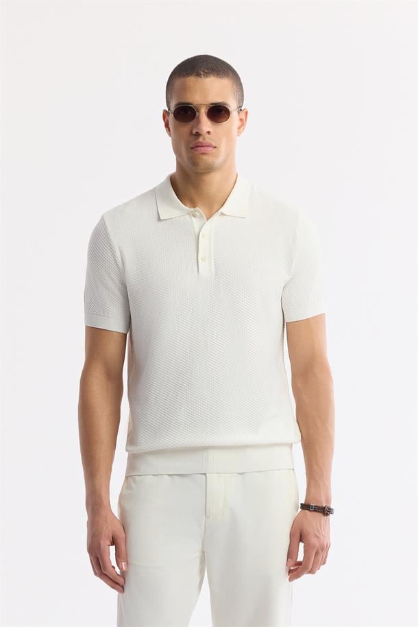 Ekru Polo Yaka Viskon Karışımlı Basic Triko T-Shirt