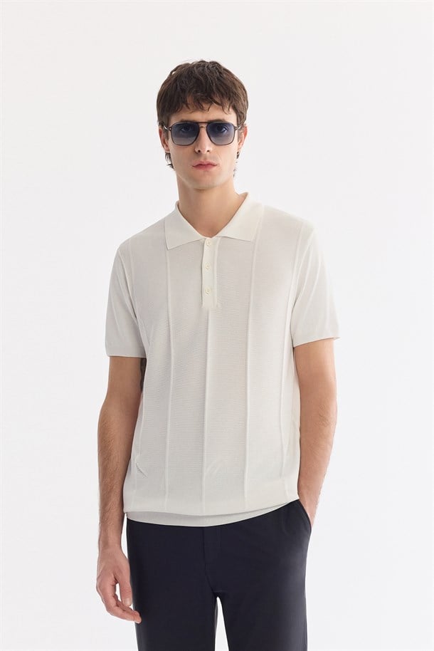 Ekru Polo Yaka Düğmeli Triko T-Shirt