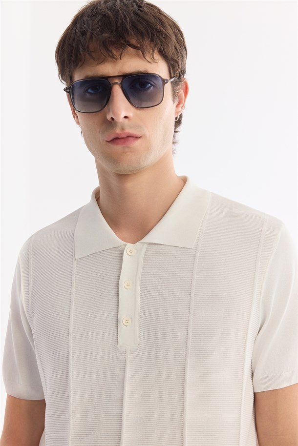 Ekru Polo Yaka Düğmeli Triko T-Shirt