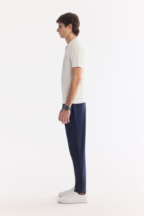 Ekru Polo Yaka Düğmesiz Dokulu Triko T-shirt