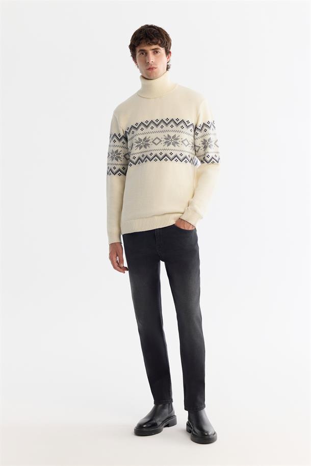 Ekru Tam Balıkçı Yaka Kar Desenli Soft Touch Triko Kazak