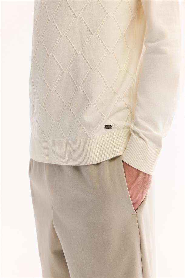 Ekru Bisiklet Yaka Soft Touch Dokulu Triko Kazak