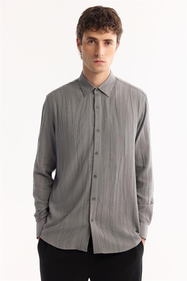 Gri Düğmeli Yaka Pamuklu Soft Touch Dokulu Gömlek