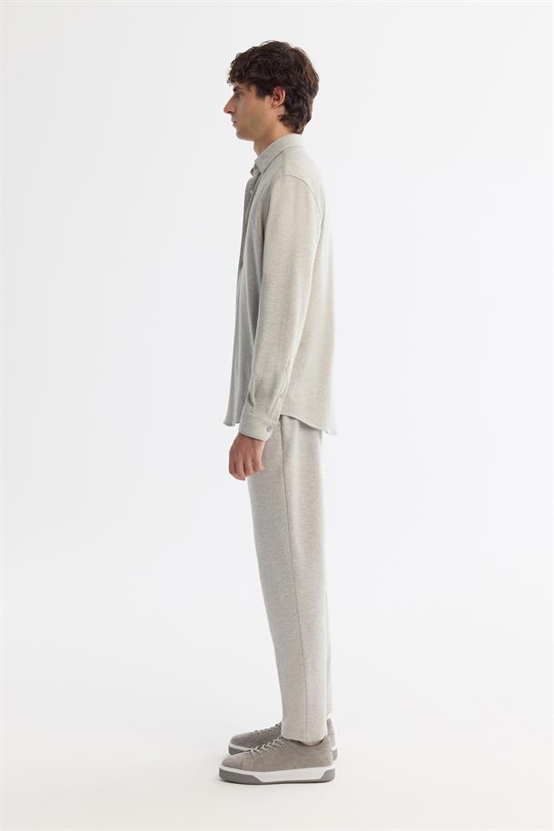 Gri Düğmeli Yaka Pamuklu Kolay Ütülenen Gömlek