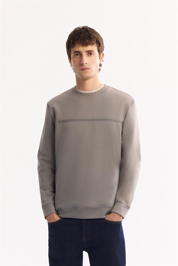 Gri Bisiklet Yaka Kolay Ütülenen Bi-Stretch Baskılı Sweatshirt