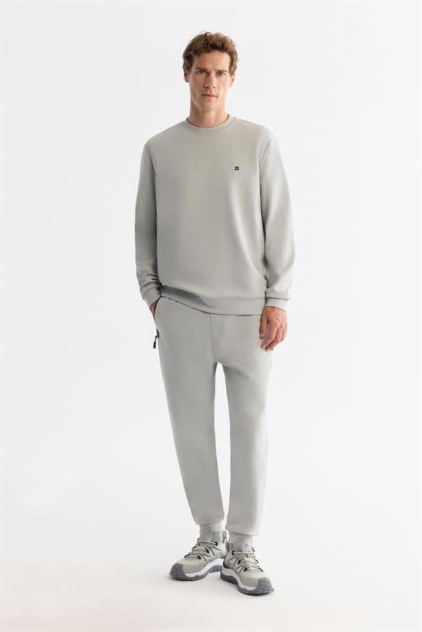 Gri Bisiklet Yaka Esnek Yumuşak Doku İnterlok Kumaş Basic Sweatshirt