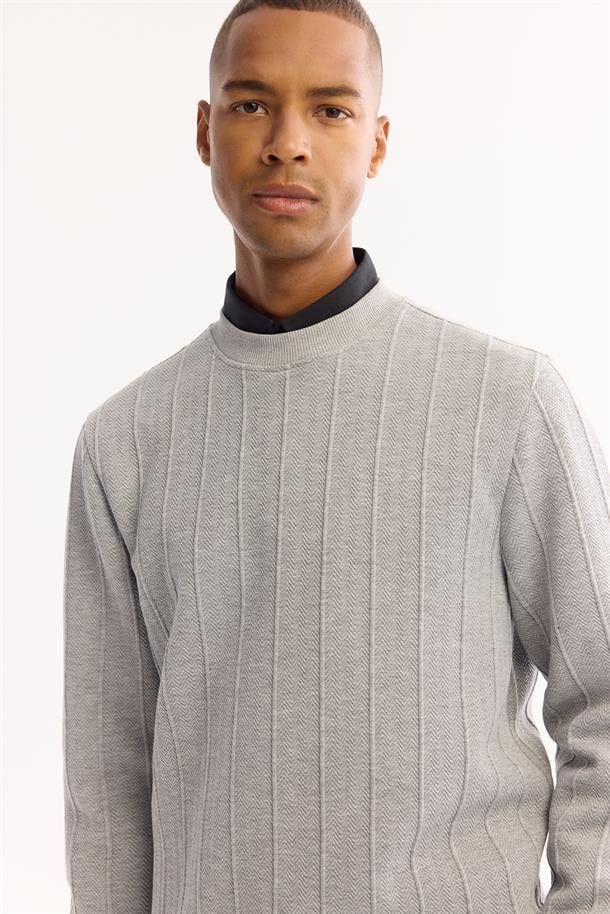 Gri Bisiklet Yaka Elastan  Kolay Ütülenen Çizgili Sweatshirt