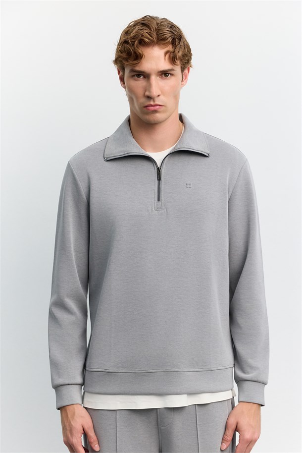 Gri Dik Yaka Fermuarlı Göğüs Gofre Baskı Logo Cupra Sweatshirt
