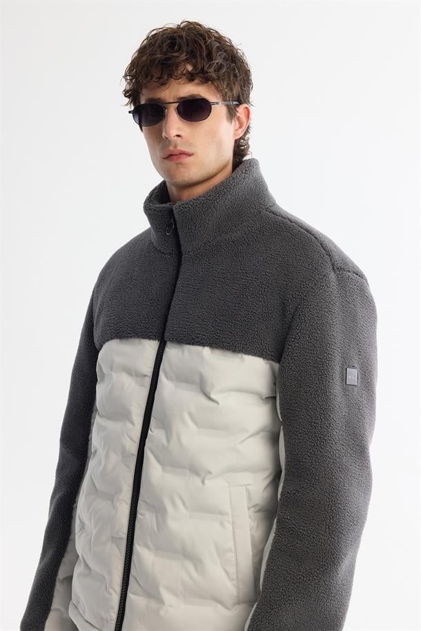 Gri Dik Yaka Su İtici Rüzgar Geçirmez Elyaf Şişme Peluş Mont