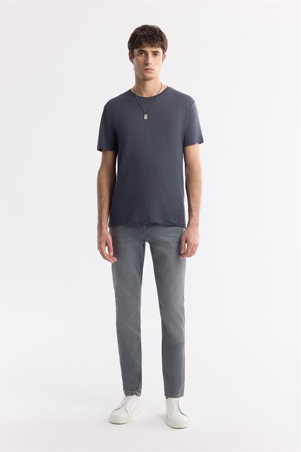 Gri Klasik Bel Eskitme Yıkamalı Pamuklu Jean Pantolon