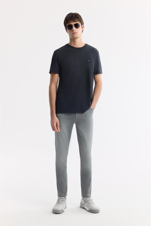 Gri Klasik Bel Pamuklu Eskitme Yıkamalı Jean Pantolon