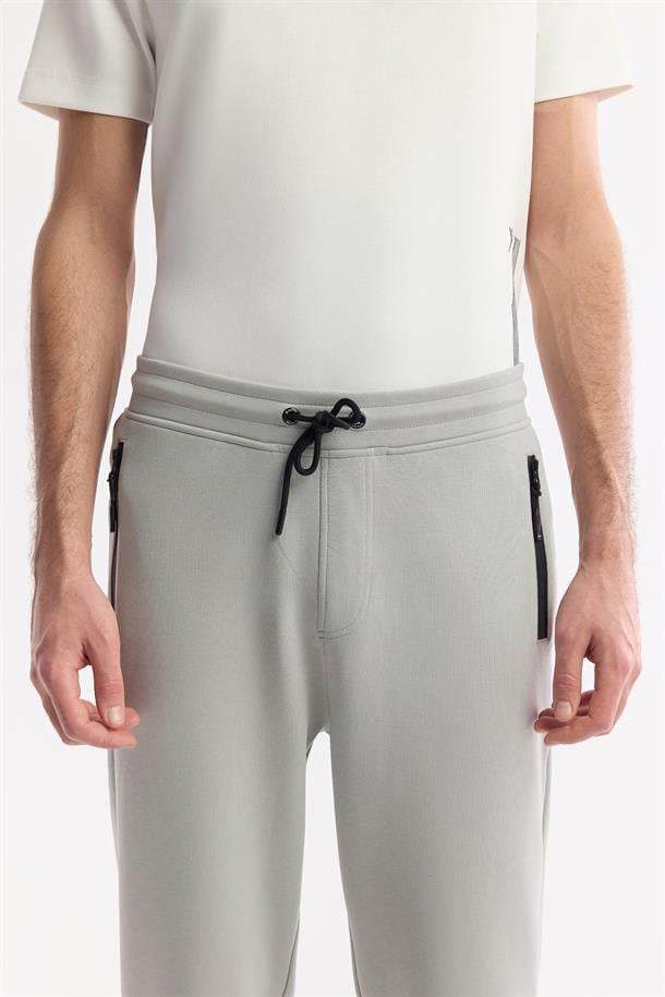 Gri Beli Lastikli Bağcıklı Bi-Stretch Eşofman Altı