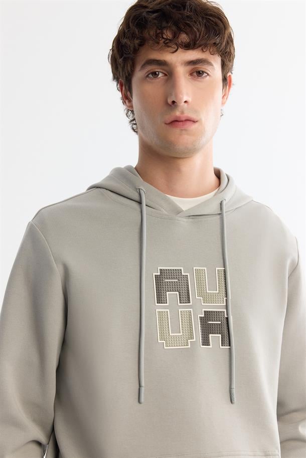Gri Kapüşonlu Pamuklu Baskılı Elastan Sweatshirt