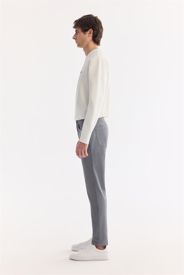 Gri Klasik Bel Eskitme Yıkamalı Pamuklu Jean Pantolon