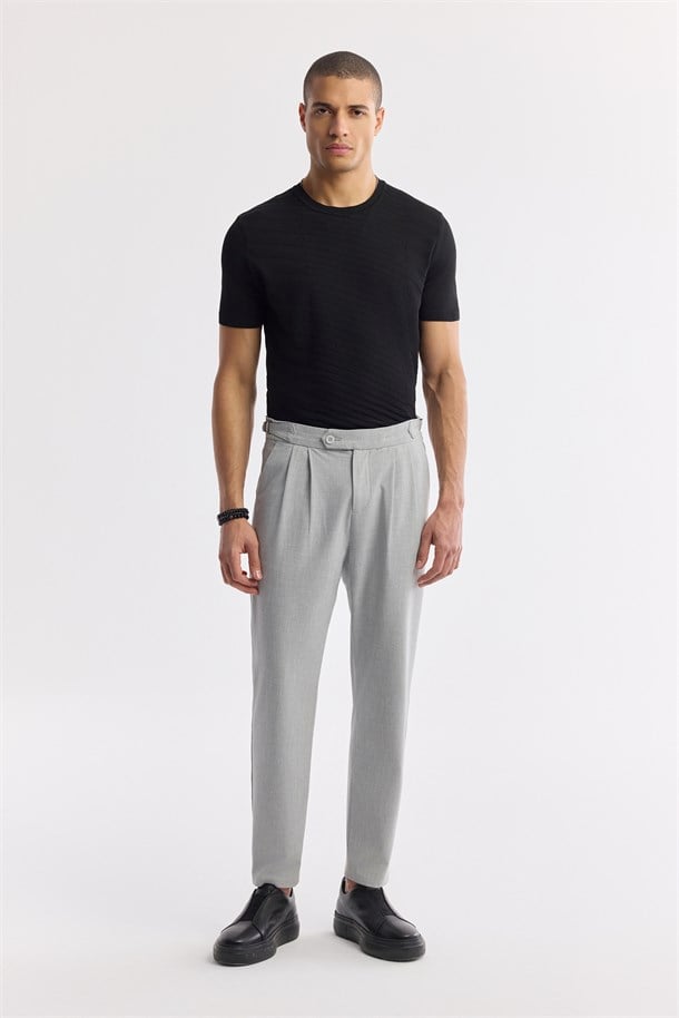 Gri Klasilk Bel Pileli Apolet Detaylı Pantolon