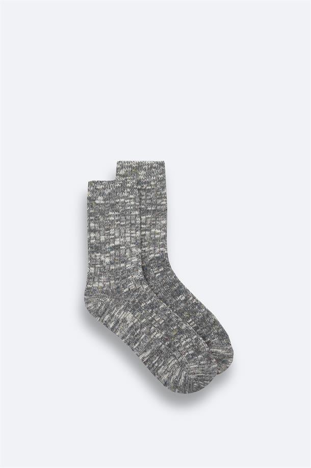Gri Pamuklu Nopeli Soket Çorap