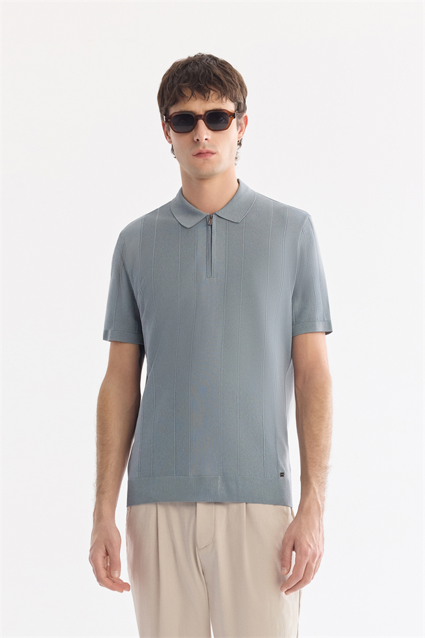 Gri Polo Yaka Fermuarlı Kolay Ütülenen Kırışmaz Triko T-Shirt