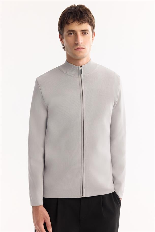 Gri Dik Yaka Fermuarlı Rayon Tüylenmeyen Hırka