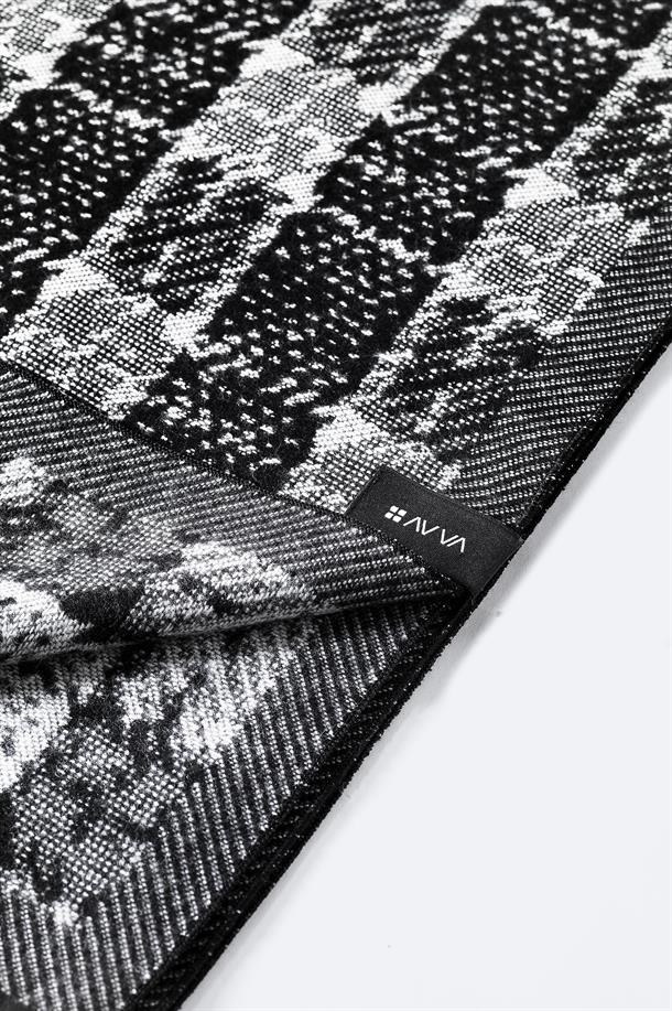 Gri Viskon Karışımlı Püsküllü Desenli Şal