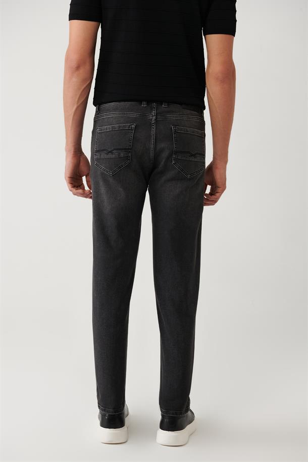 Gri Taş Yıkamalı Esnek Jean Pantolon