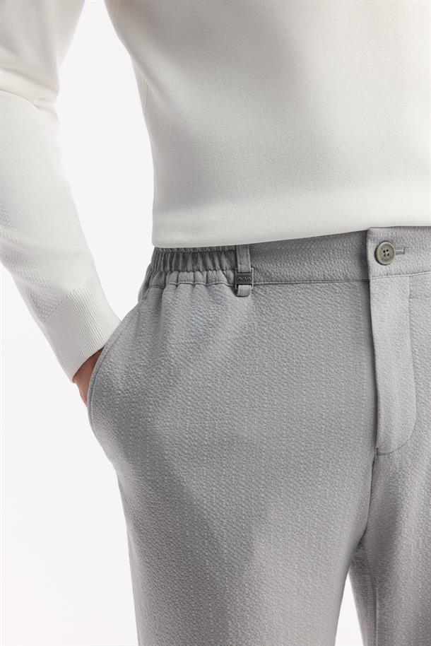 Gri Yan Cepli Beli Lastikli Bi-Stretch Teknik Kumaş Pantolon