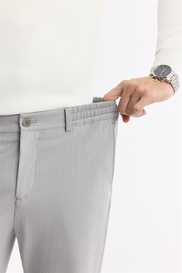 Gri Yan Cepli Beli Lastikli Bi-Stretch Teknik Kumaş Pantolon