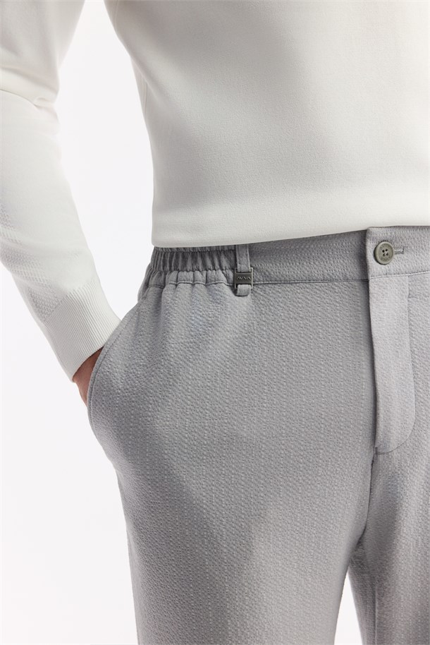 Gri Yandan Cepli Beli Lastikli Bi-Stretch Teknik Kumaş Pantolon